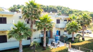 Hotel Jaho - Kavajë - 0