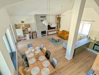 Yellow House - Comarnic - 0