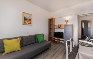Cozy Apartment In Barbat Na Rabu - 2