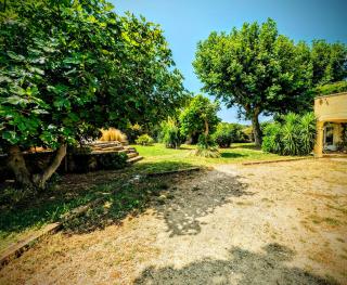 Le Gîte d'Entressen studio Piscine Jeux & Pétanque Istres Miramas - 1