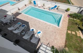 Cozy Apartment In Umag With Wifi - 1