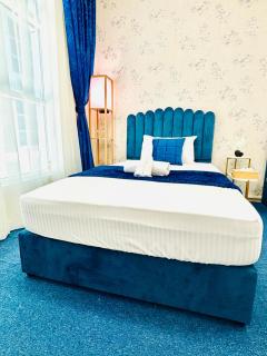 Vista Luxury Home With Parking - Ajman - 3