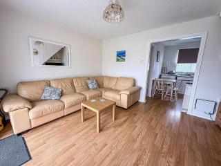 Great 3 Bedroom Chalet To Hire With In Hemsby, Great Seaside Break! Ref 18194B - Hemsby - 2