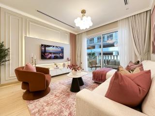 Stylish JVC 2BR Stay with Guest Room Rose Gold Accents - 4