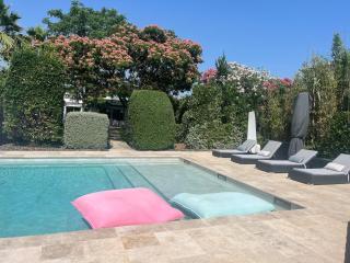 Superbe villa de plain pied avec piscine et jardin - Pérols - 0