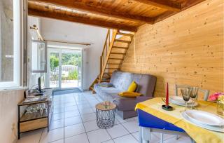 Gorgeous Home In Saint-Jean-Dangély - Saint-Jean-dʼAngély - 8