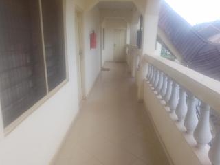 Royal Treat Hotel - - 6