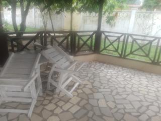 Royal Treat Hotel - - 1