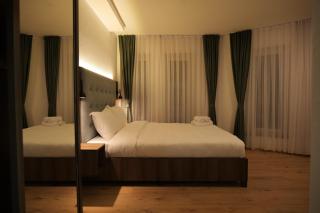 Hotel Kulla e Sahatit - 1