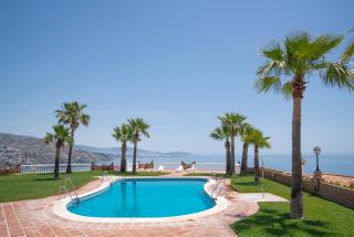 Lambda beach house piscina y parking - 8