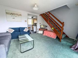 8 Berth Chalet To Hire At Bermuda Holiday Park Nearby Hemsby Beach Ref 18127B - Hemsby - 2