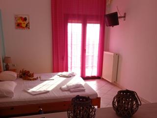 Giola aparments and studios 2 - 8