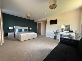 East Halton Hotel - East Halton - 0