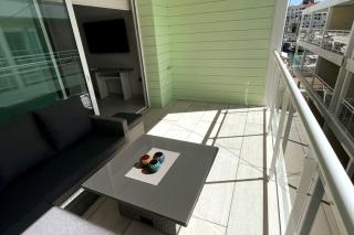 Lovely Marina Club Apartment - - 9