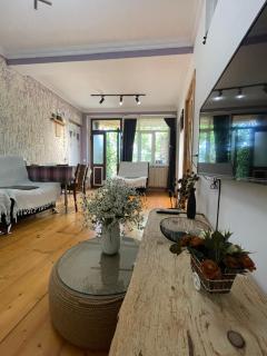 Autøgráph Boutique Høme 9 - 8