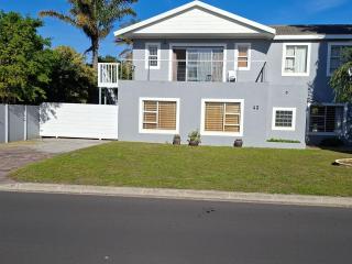 Leigh's home with dogs - Kapstadt - 0