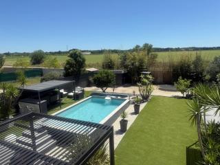Villa de standing avec piscine et climatisation - Caissargues - 0