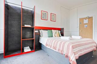 Stylish, cosy Studio with Parking in Town - Dudley - 4
