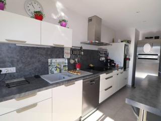 Grand appartement P3 avec terrasse, climatisation et parking - FR-1-307-73 - Le Grau-du-Roi - 5