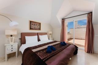 Luxury Beachfront Penthouse Marbella - heated pool & seaviews - 2
