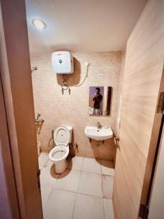 Hotel Krishna Castle, Omaxe Eternity VRINDAVAN - 5