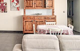 2 Bedroom Awesome Apartment In Sauvian - Sauvian - 1
