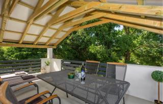 Lovely Home In Malinska Dubasnica - Malinska - 1