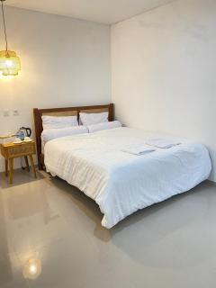 Home Stay Room In Bali Near Sanur Beach - Sanur - 9