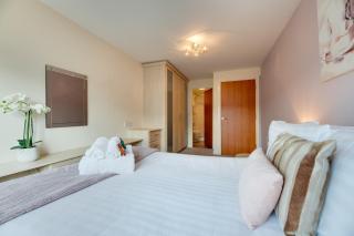 Stephenson Sleepers Apartments - By Week2Week - Gateshead - 5