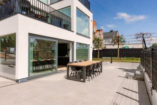 Huswell - Family Villa with Terrace and Parking - De Haan - 0