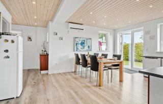Beautiful Home In Middelfart With Wifi - Middelfart - 6