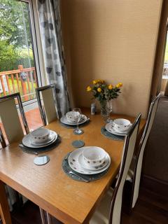 12 Field Views - 2 Bedrooms 2 bathrooms - 1 shower - 1 bath No sign written vans - High Hesket - 6