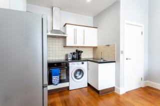 Spacious Clapham Junction Flat Near Station Long Stay Friendly - London - 5