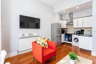 Spacious Clapham Junction Flat Near Station Long Stay Friendly - London - 3