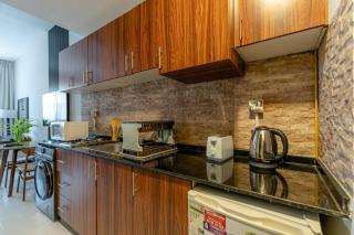 Nasma Luxury Stays - Stylish Studio Nest in JVC - 9