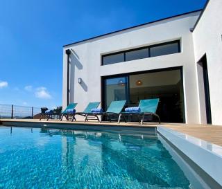 Escapade Marine piscine et spa pour 10 - Carantec - 0