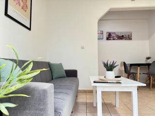 Bright & Spacious Apartment in Kos Town, Near the Beach - No 3 - Cos - 0
