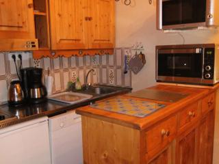 Appartement 2P pour 6 à L'Alpe d'Huez - Skis aux pieds, balcon sud, animaux OK, parking privatif - FR-1-405-343 - Huez - 2