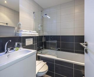 Luxury Apartments by Livingdowntown - Zurich - 3