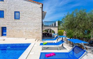 Beach Front Home In Klimno With Wifi - Klimno - 2