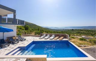 Awesome Home In Prgomet With Wifi - 9