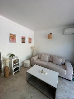 Golfe de Saint Tropez, Evasion ensoleillée, 1 chambre , 1 canapé lit , terrasse - Gassin - 4