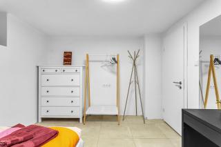 Reykjavík Downtown Apartment - Reikiavik - 4