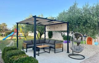 Three-Bedroom Holiday Home In Murvica - 7