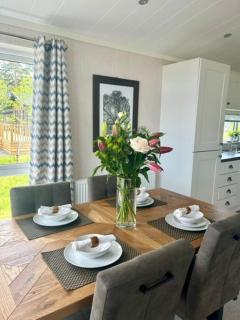Hollicarrs - Oak Tree Lodge - Riccall - 5
