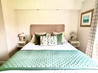 Hollicarrs - Oak Tree Lodge - Riccall - 3