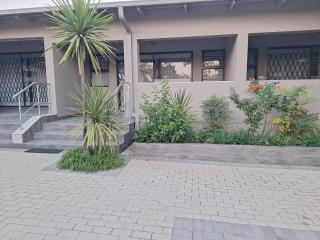 Bustani 1 Self Catering Studio - Edenvale - 0