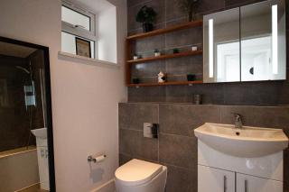 modern 2 bedroom @ Nine Elms Station B - Londra - 0