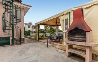 Stunning Home In Castel Volturno - Castel Volturno - 3
