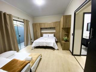 Casa com piscina região Centro pra 8 hóspedes - Foz do Iguaçu - 8